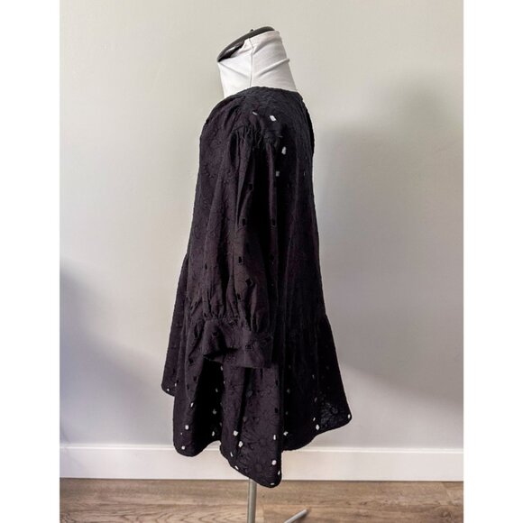 ASOS Design Curve Broderie Smock Top with Peplum Hem & Puff Sleeve in Black - Picture 12 of 13